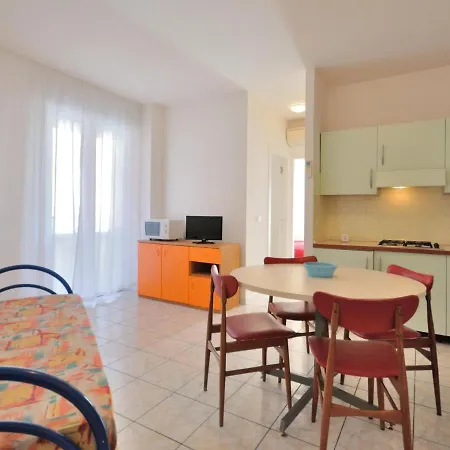In Lido Del Sole With Balcony * بيبيوني